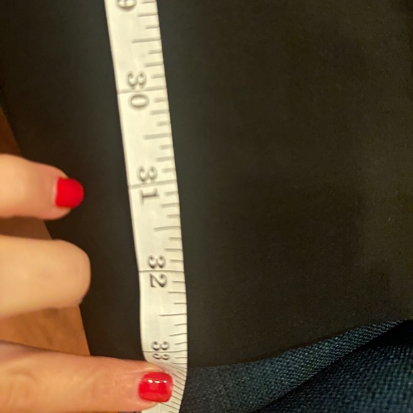 Armani Collezioni Elegant Black Virgin Wool Pants - Picture 8 of 8